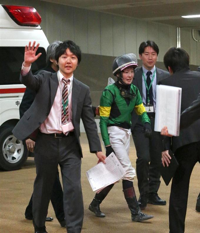 菜七子、落馬で頭部打撲…6鞍キャンセル「申し訳ないです」