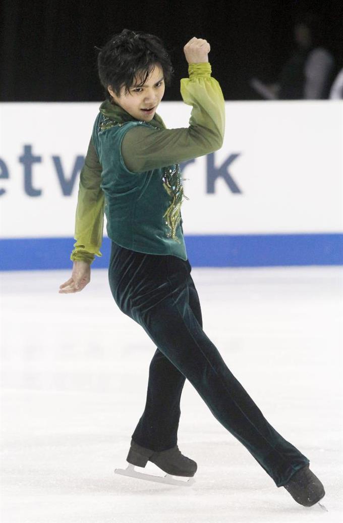 スポーツ 宇野、フリーでも大技成功