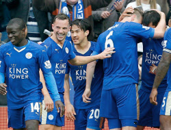 岡崎レスター、4発快勝で優勝に前進…バーディー不在もなんの