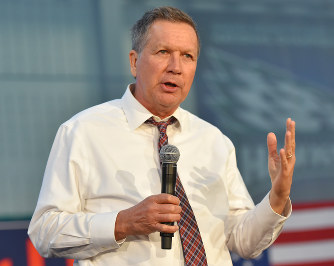 トランプ氏阻止で協力 ３州で「すみ分け」