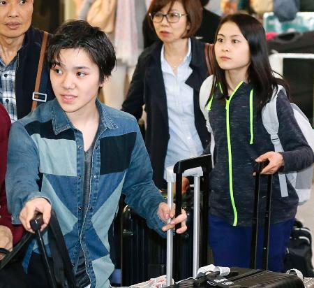 宮原が帰国、来季へ「自信を持てるようにしたい」／フィギュア