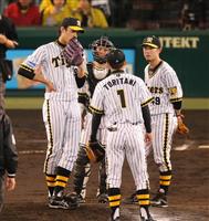 「もう少し考えて投げれば…」初黒星の阪神藤浪“魔の六回”を嘆く