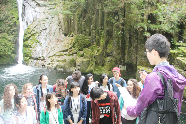 ジュニア・サミット 伊賀地域の高校生が案内