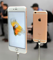 アップル、「中国リスク」露呈 ４～６月も減収へ