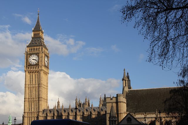 ロンドンの「ビッグベン」、数カ月沈黙へ 修繕工事