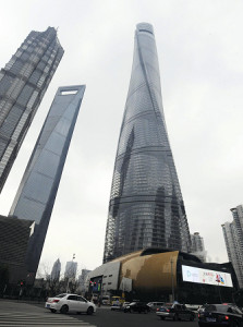 高さ世界2番目、127階の「上海タワー」開業 2016年04月27日 21時49分