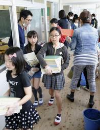 九州道、29日中に全線復旧 大分道はGW明け