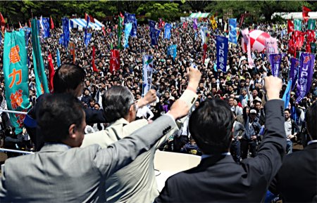 「暮らしの底上げ」訴え＝連合系メーデーに４万人