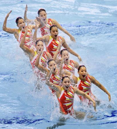 チームFR、日本が優勝=デュエットは乾・三井組1位―シンクロ