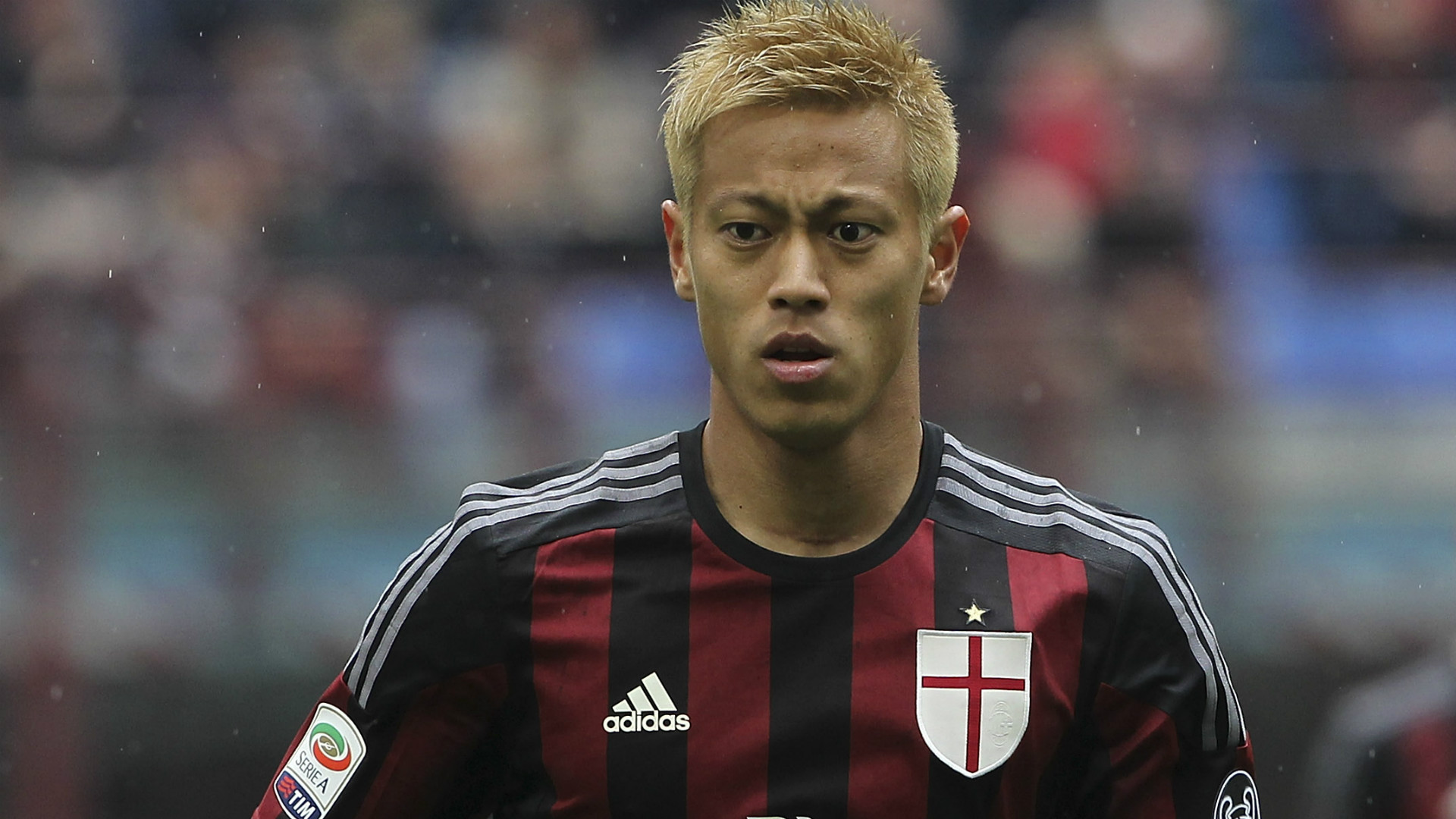 １９位にも３失点でドロー、７位転落でミランがEL逃す危機 本田は得点絡むも６４分で交代