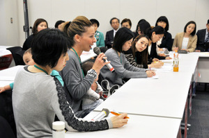 認可保育所で保育士不足指摘、３年１３２件 東京都など