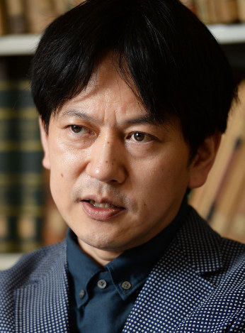 「クーデター」で立憲主義破壊 憲法学者、石川健治・東大教授に聞く