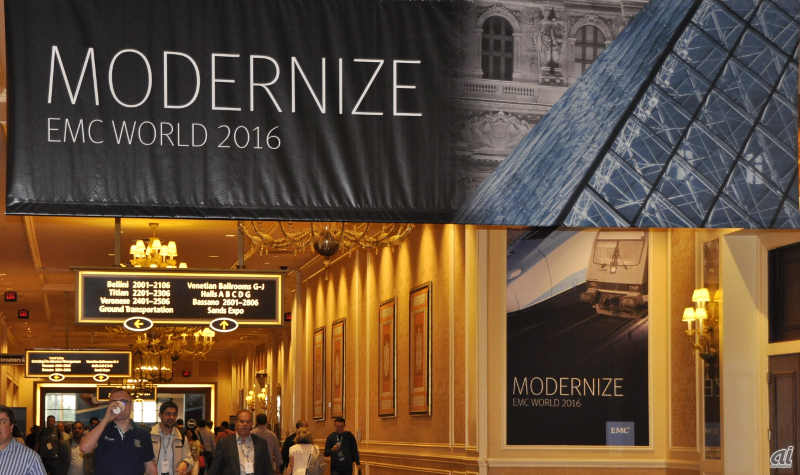 新社名は「Dell Technologies」、「EMC World 2016」でデル氏が発表